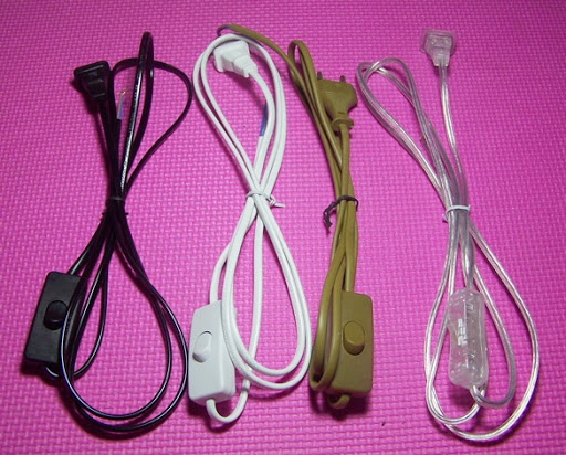 Công tắc dây hỗ trợ trong quá trình kết nối nguồn điện cho các trang thiết bị. 